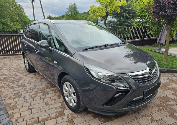 Opel Zafira cena 35900 przebieg: 204500, rok produkcji 2015 z Brzesko małe 92